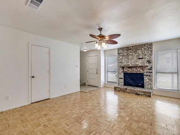 2nd image of 2429 Kingsford Ct