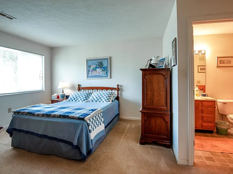 Apartments at Foxtrail — Photo 32