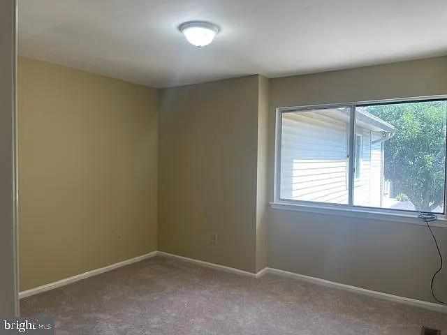 13 Chatham Ct — Photo 10