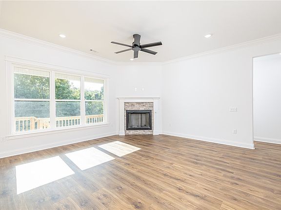 5th image of 1618 N Pershing St