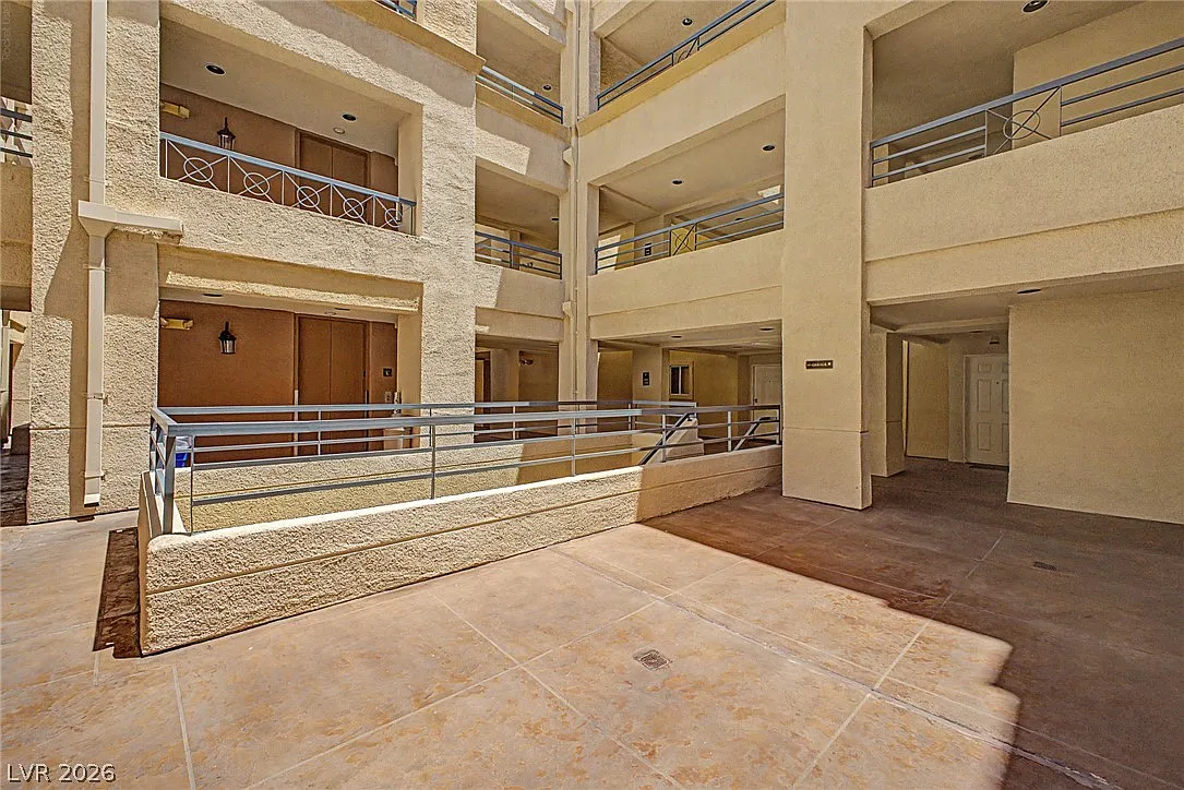 1 bed, 1.0 bath, 692 sqft, $1,500 — Photo 4