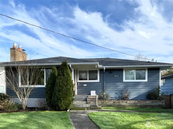 3232 33rd Avenue W, Seattle, WA 98199