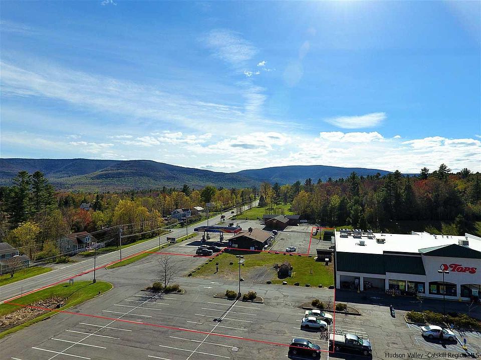 1st image of Main St
