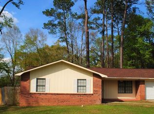 702 Dixie Dr, Dothan, AL 36301