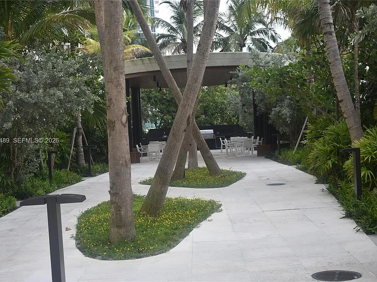 6365 Collins Ave #1211 — Photo 27