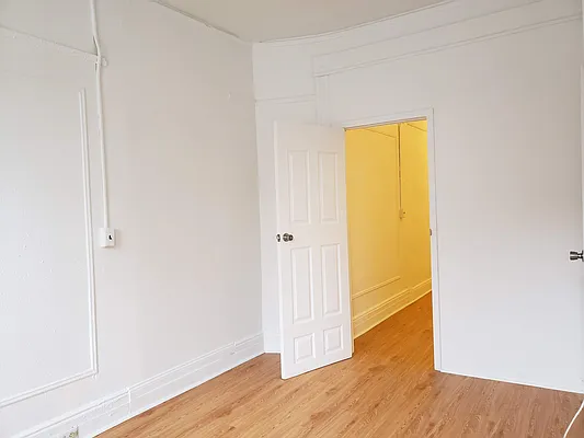 Rented by Brownstone Property Group | media 21