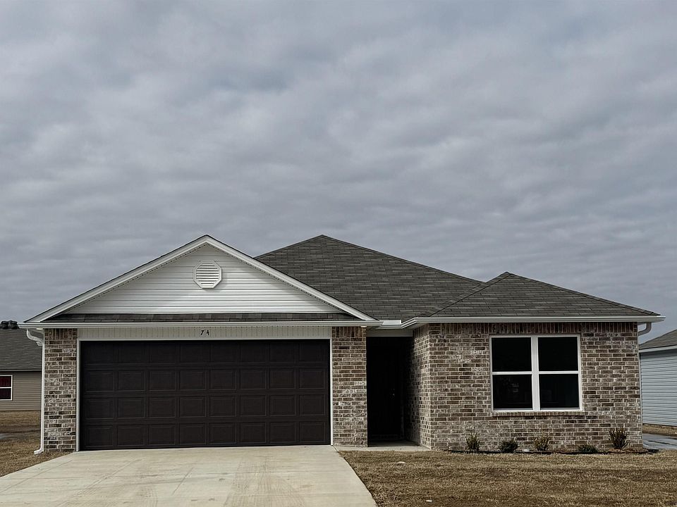 1st image of 74 Farmhouse Cir