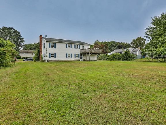 4th image of 13 Crestshire Dr