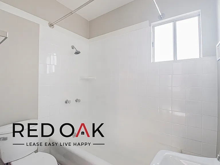 424 E 20th St #424.75 — Photo 17