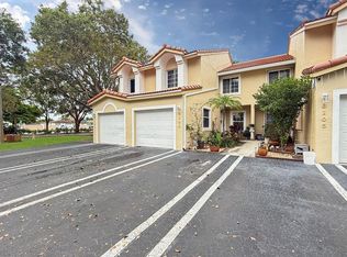8103 Gate Blvd, Pompano Beach, FL 33068
