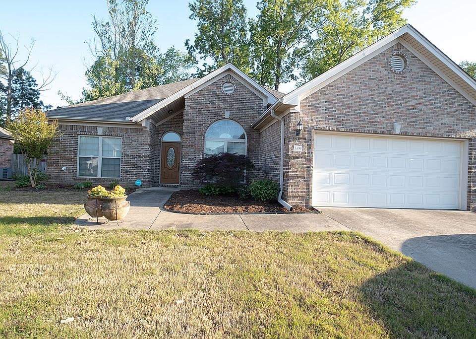 1st image of 3393 Bay Meadow Dr