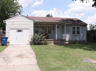 5923 E King Pl, Tulsa, OK 74115