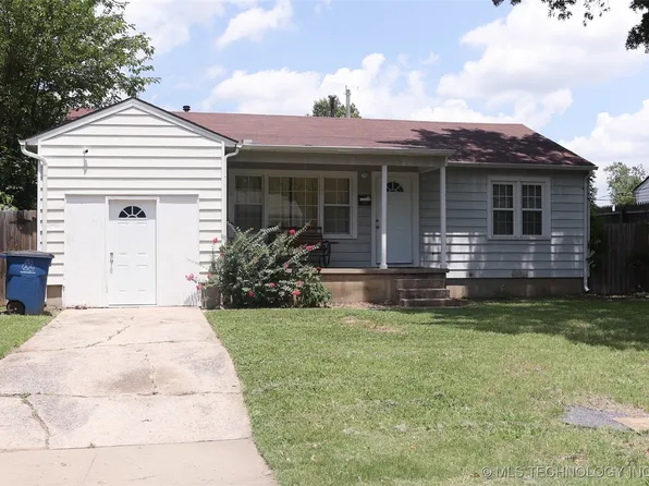 5923 E King Pl, Tulsa, OK 74115