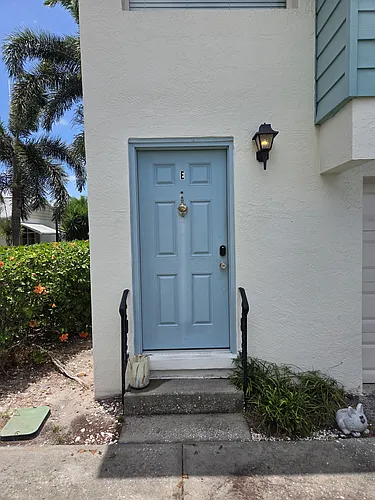3247 38th Way S #E Photo 1