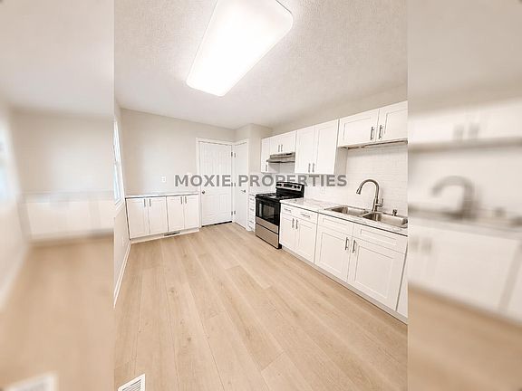 3rd image of 2305 Baton Rouge Dr