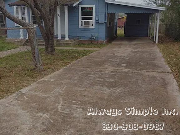 3rd image of 1111 N Houston Ave