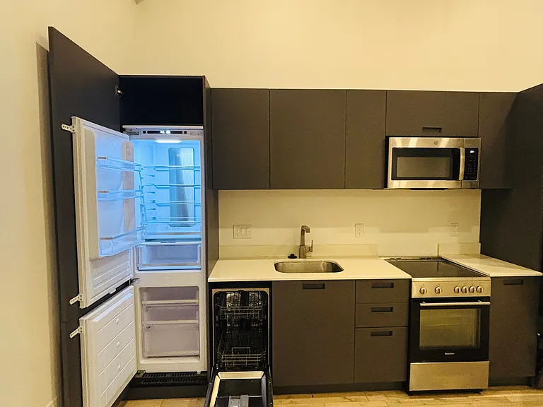 601 York St #3 — Photo 6