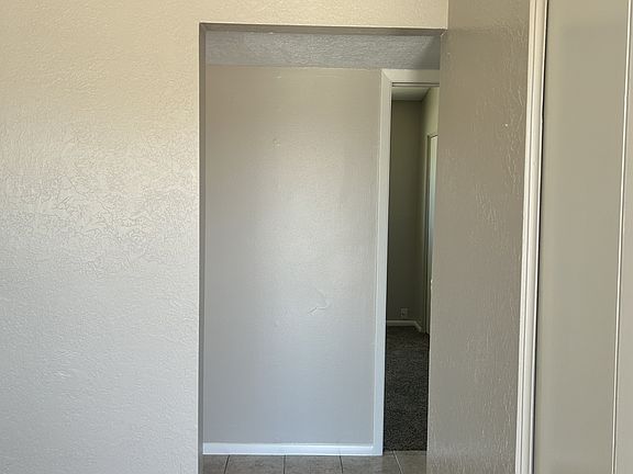 3rd image of 2912 Beachcomber Dr