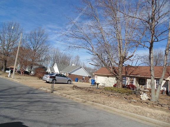 4th image of 6900 Black Thorn Dr