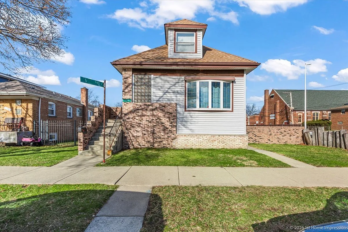 11122 S Saint Louis Ave photo 1