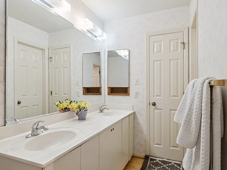 11103 W Caron Ct — Photo 21