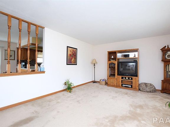 4th image of 803 N Trade Wind Dr