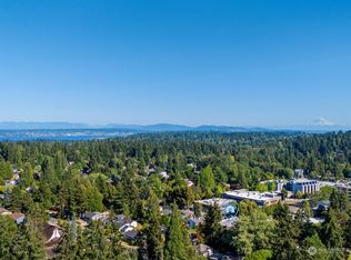 11401 Roosevelt Way NE APT 7, Seattle, WA 98125