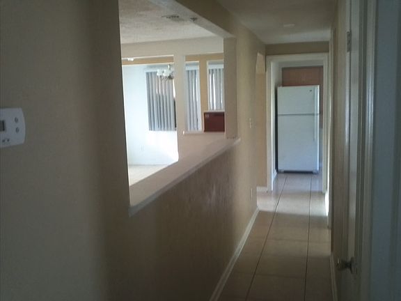 3rd image of 144 Sunrise Blvd