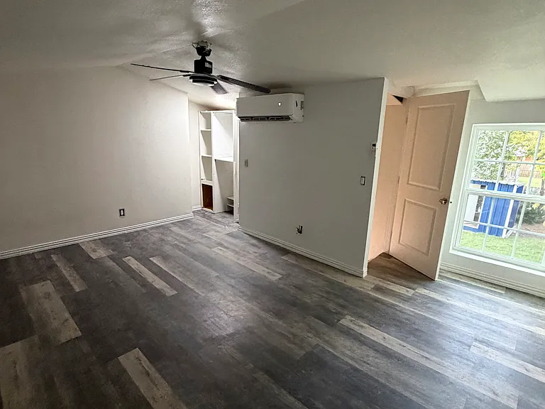 610 N Denton Ave — Photo 7