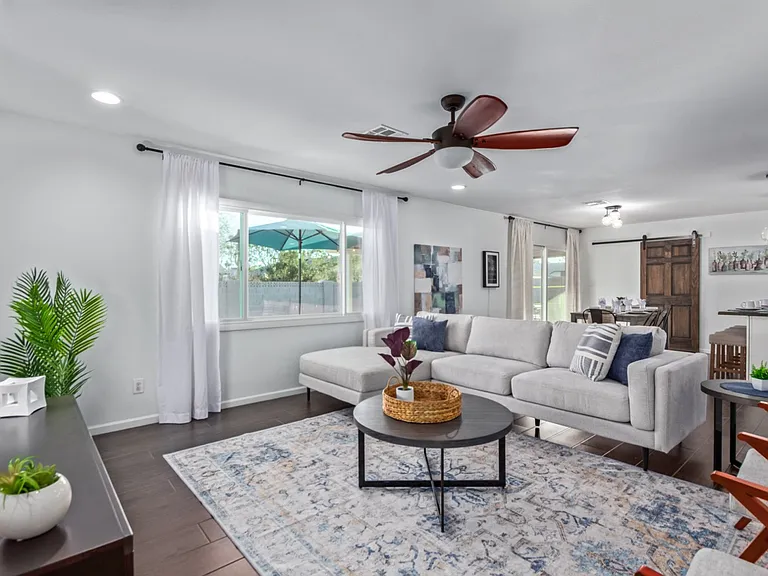 1645 E Manhatton Dr — Photo 15