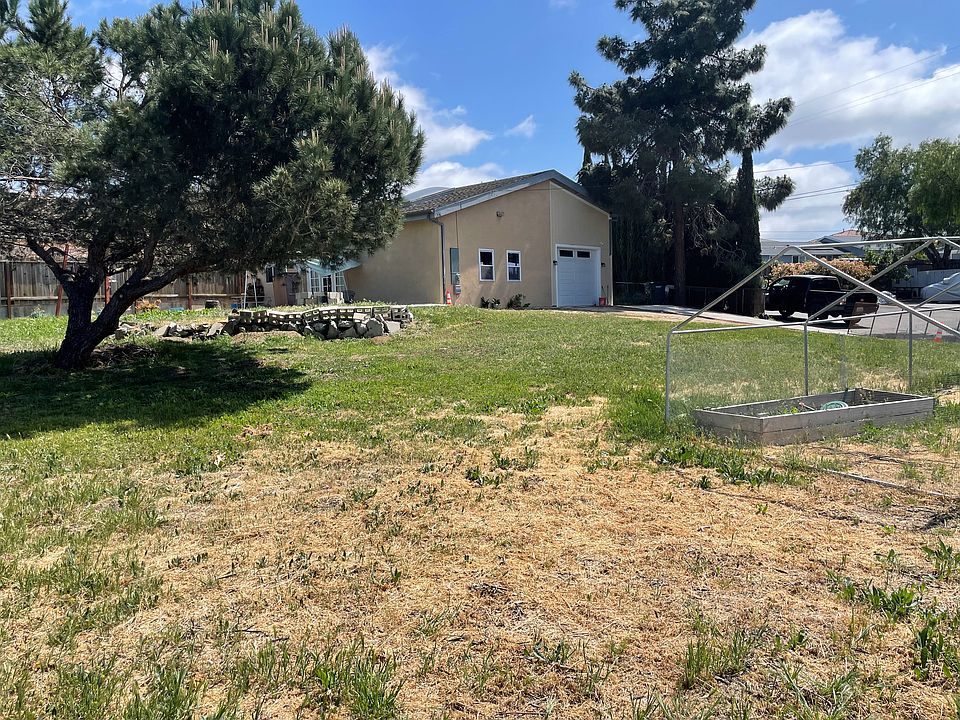1st image of 827 Centennial Dr