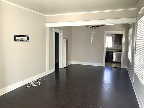 3rd image of 750 Belmont Ave #750