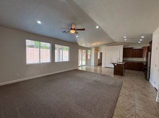 249 E Calgary Dr, St George, UT 84790