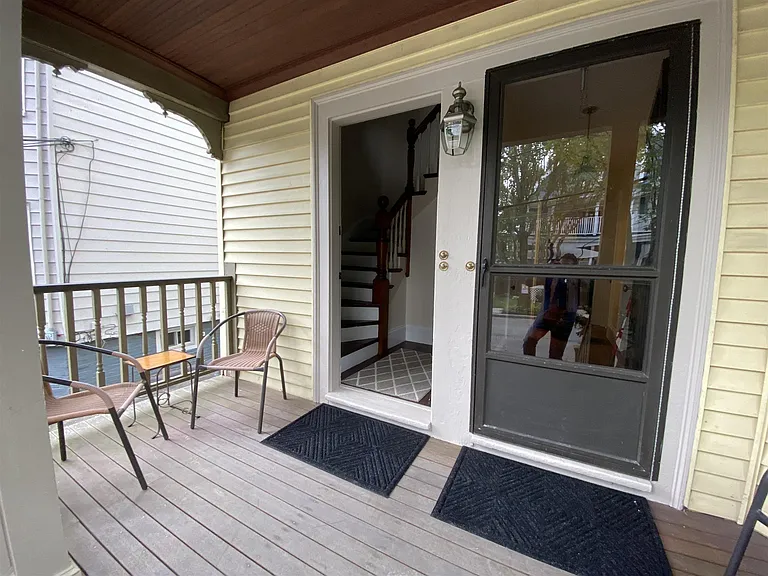 15 Lesley Ave — Photo 14