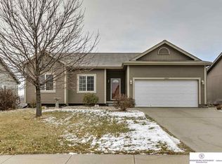 20807 Locust St, Gretna, NE 68028