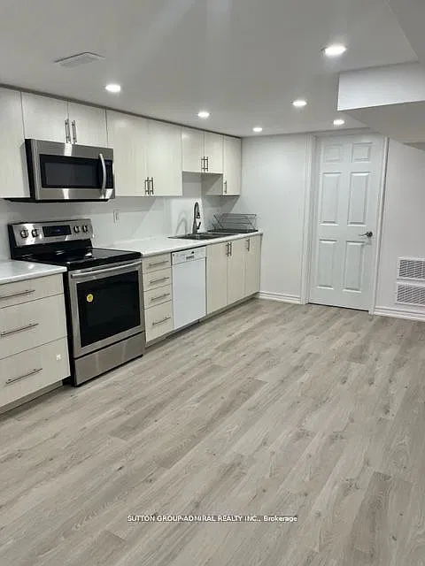 2 bed, $2,000 — Photo 3