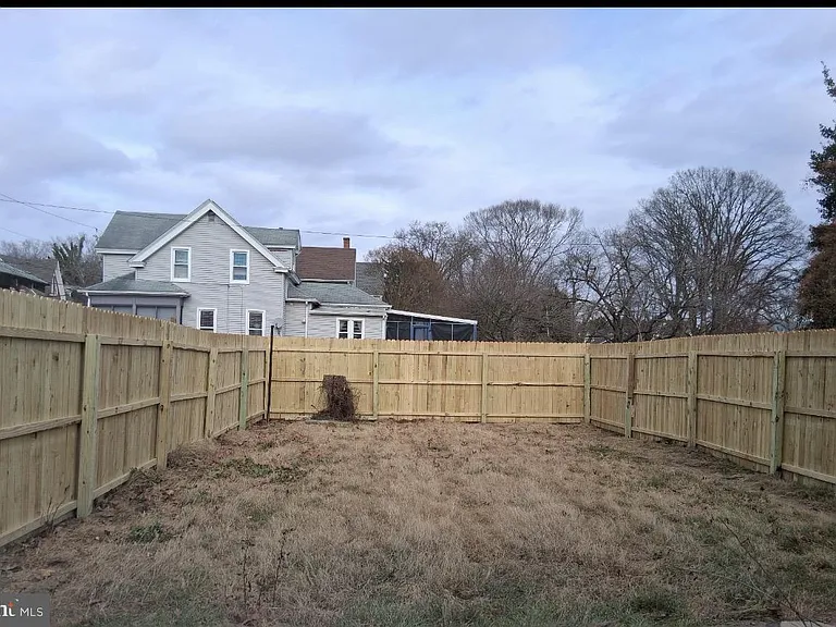 242 Grant St #1 — Photo 13
