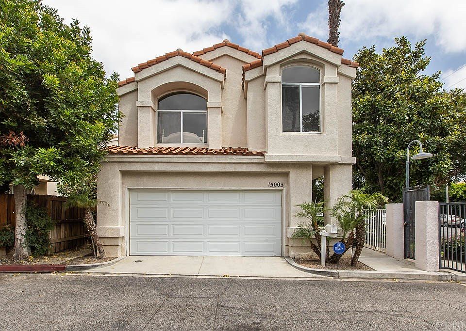 1st image of 15003 Portofino Ln