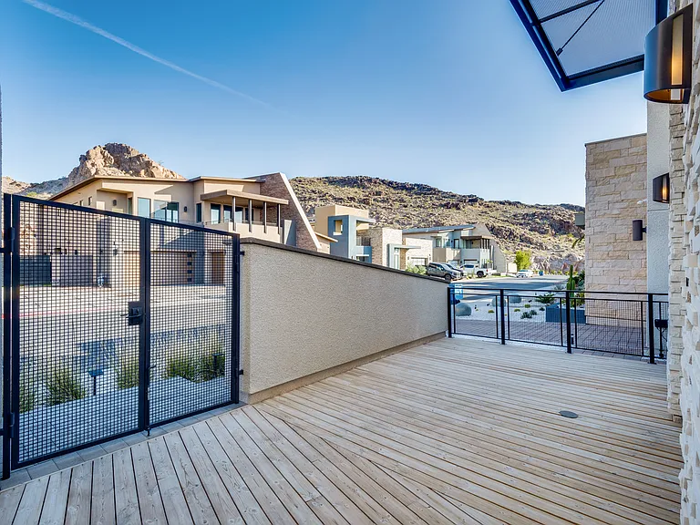2184 Skyline Heights Ln — Photo 43