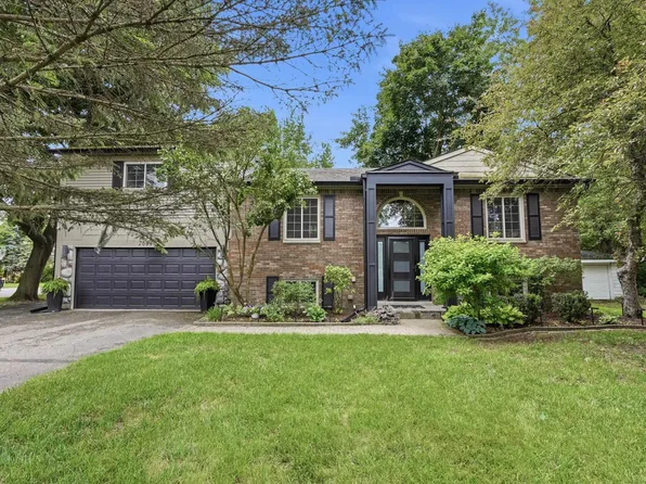 2661 W South Blvd, Troy, MI 48098