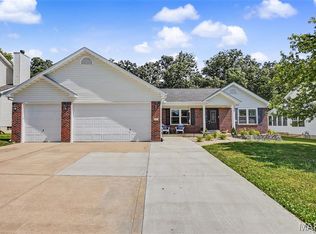 227 Highland Meadows Dr, Wentzville, MO 63385