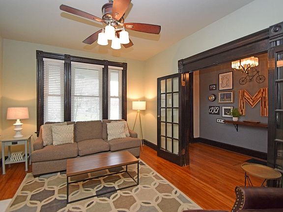 4th image of 4266 Langland St
