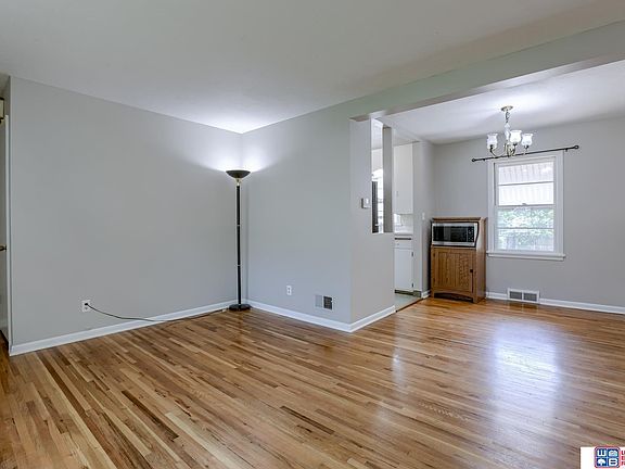 5th image of 6727 Orchard St