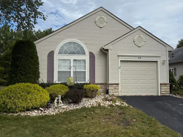 48 Saxony Cir, Manchester, NJ 08759