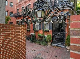 4 Lyndeboro Pl, Boston, MA 02116