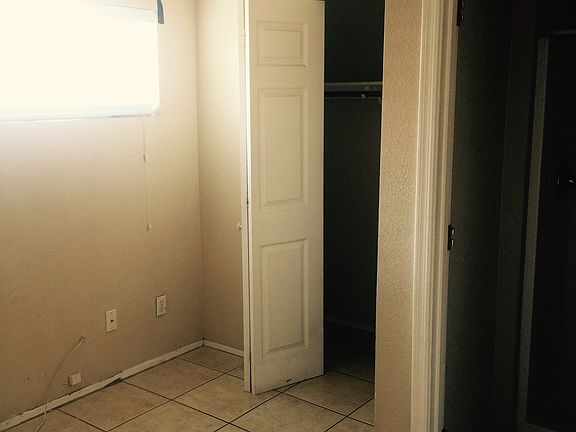 5th image of 8837 N 2nd Way Unit 3