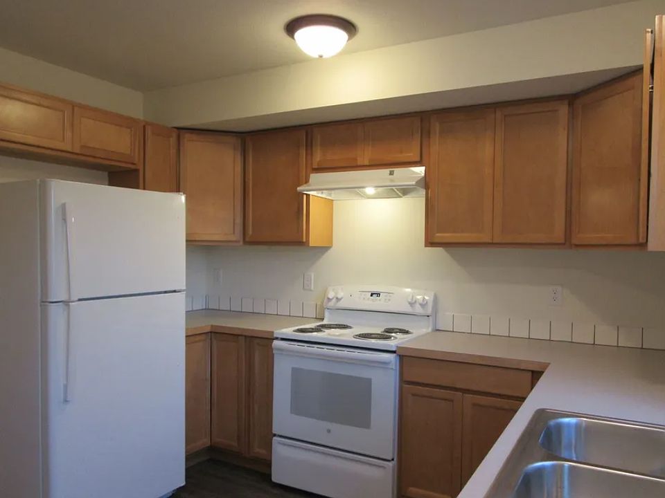 EUREKA TOWNHOMES 1640 103 1640 Texas St Bellingham WA Zillow