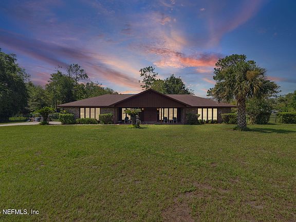 2nd image of 7220 COTTONWOOD Court