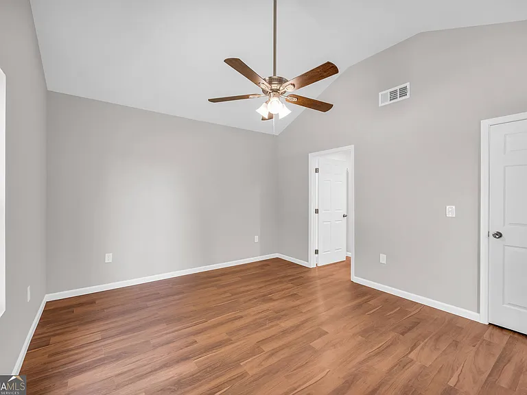 52 Adaline Ct — Photo 18