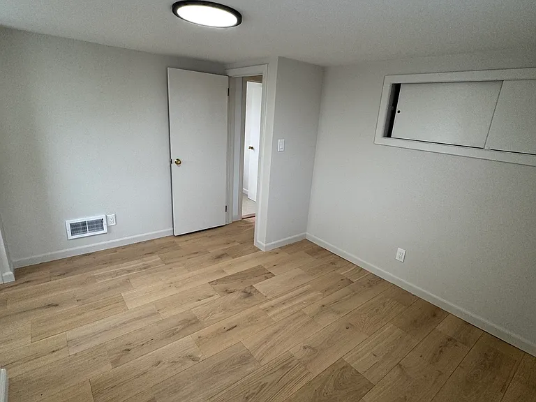 179-181 Leonard Pl #2 — Photo 1